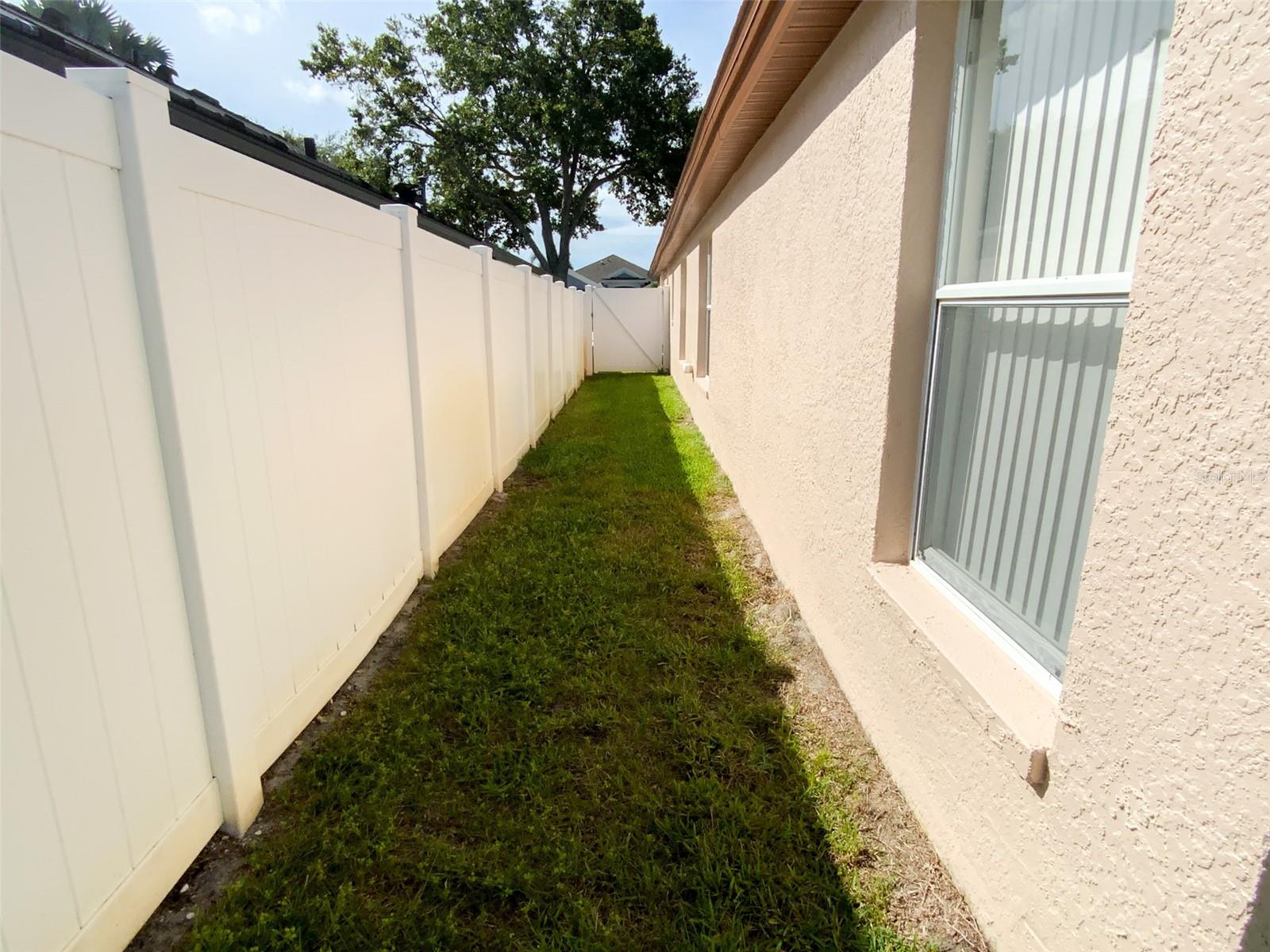 GRASSY POINTE - PH 1 - Residential