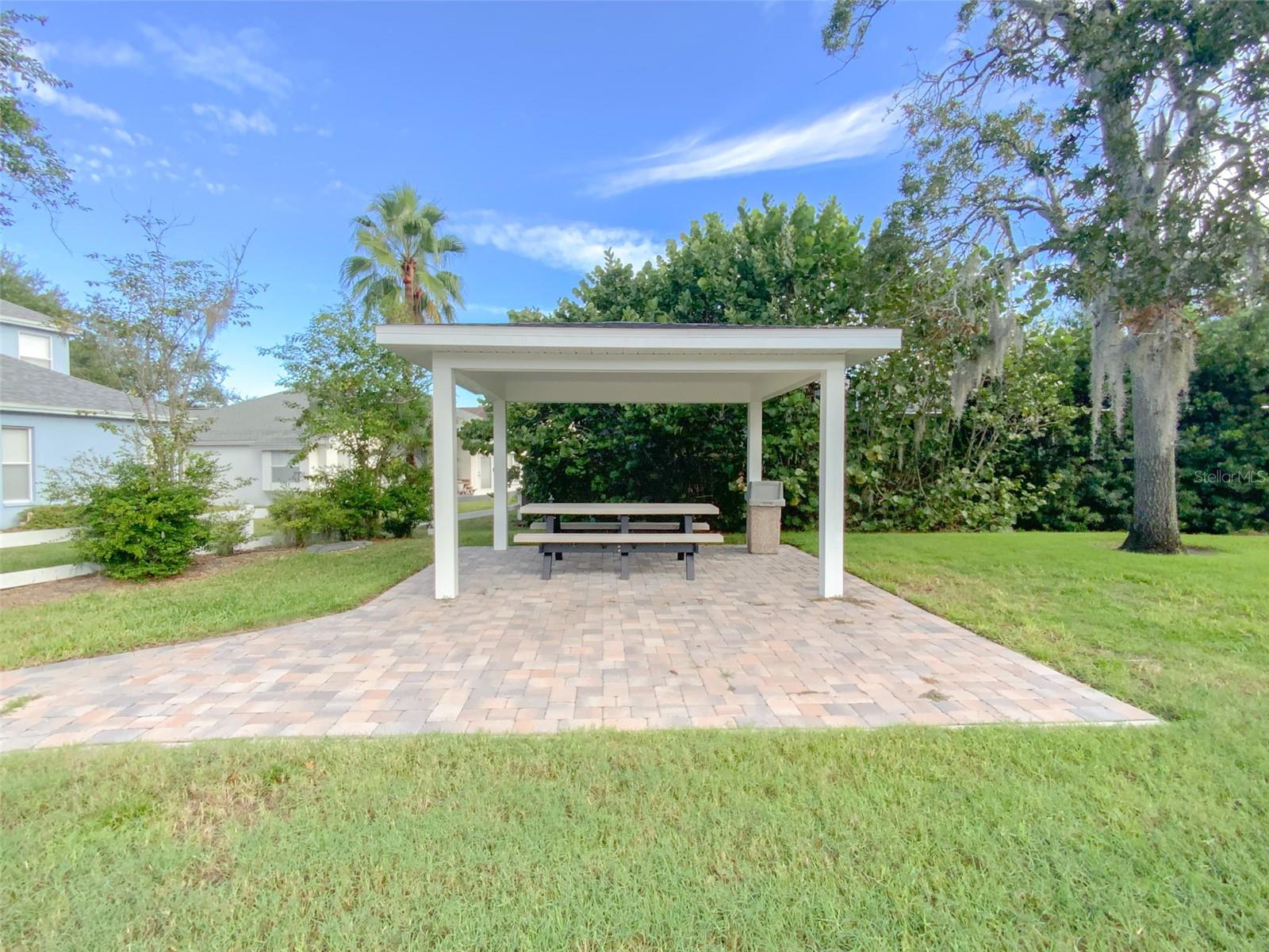 GRASSY POINTE - PH 1 - Residential