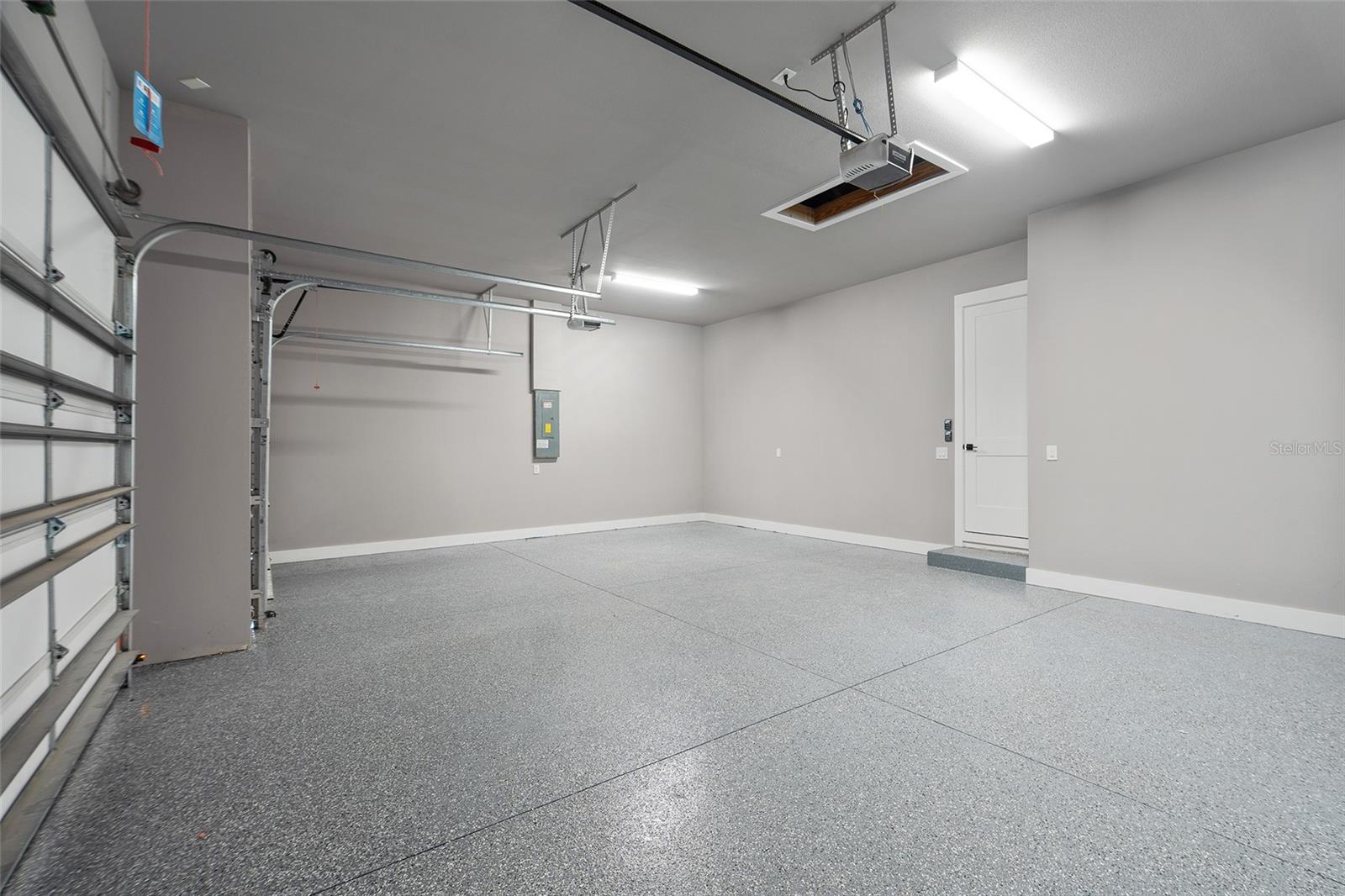 ROTONDA WEST PINE VALLEY - Residential