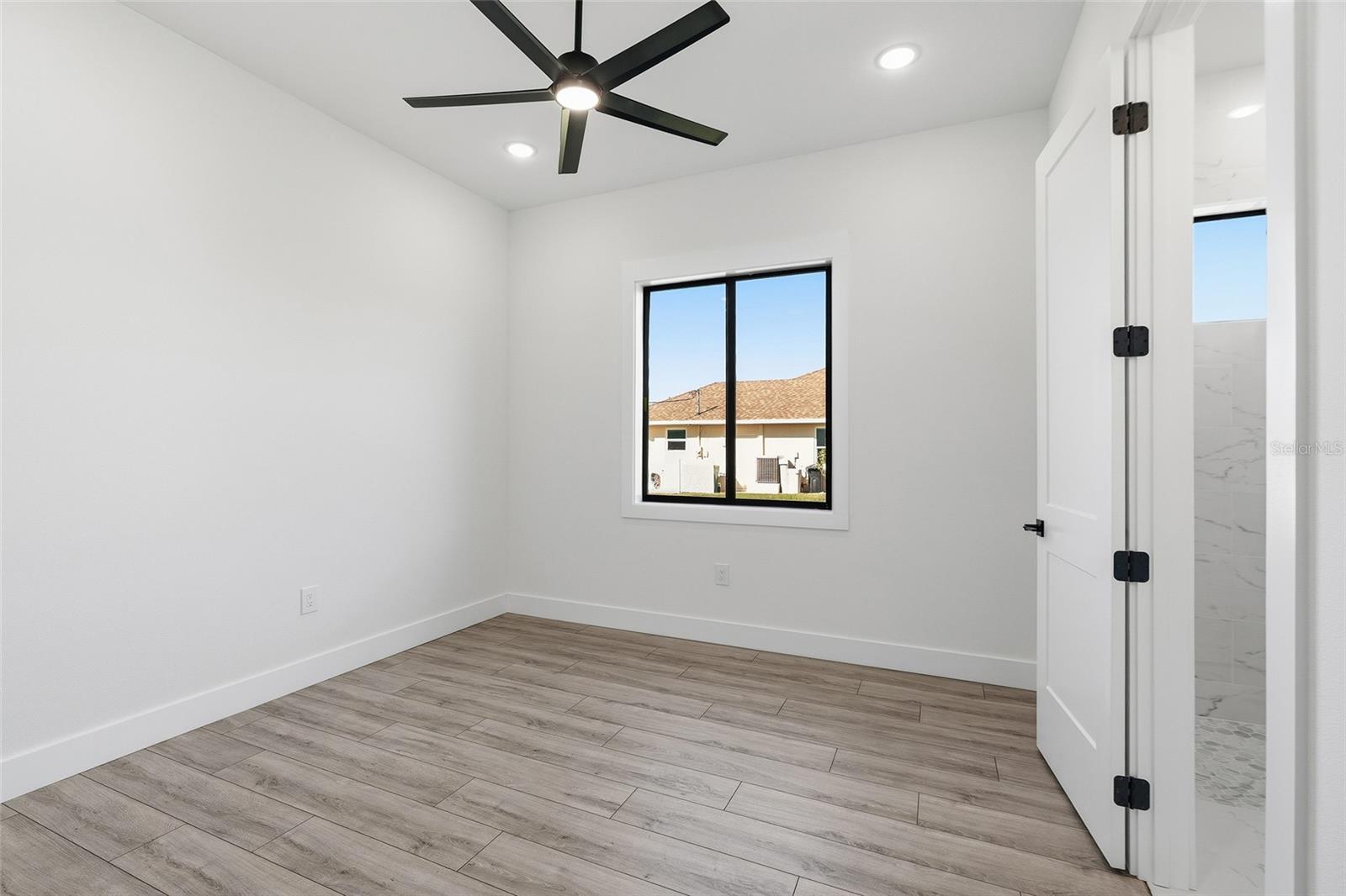 ROTONDA WEST PINE VALLEY - Residential