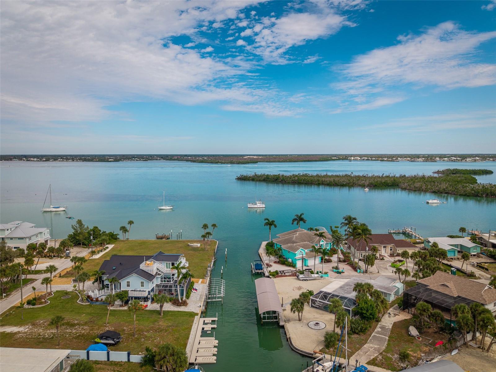 ROTONDA WEST PINE VALLEY - Residential