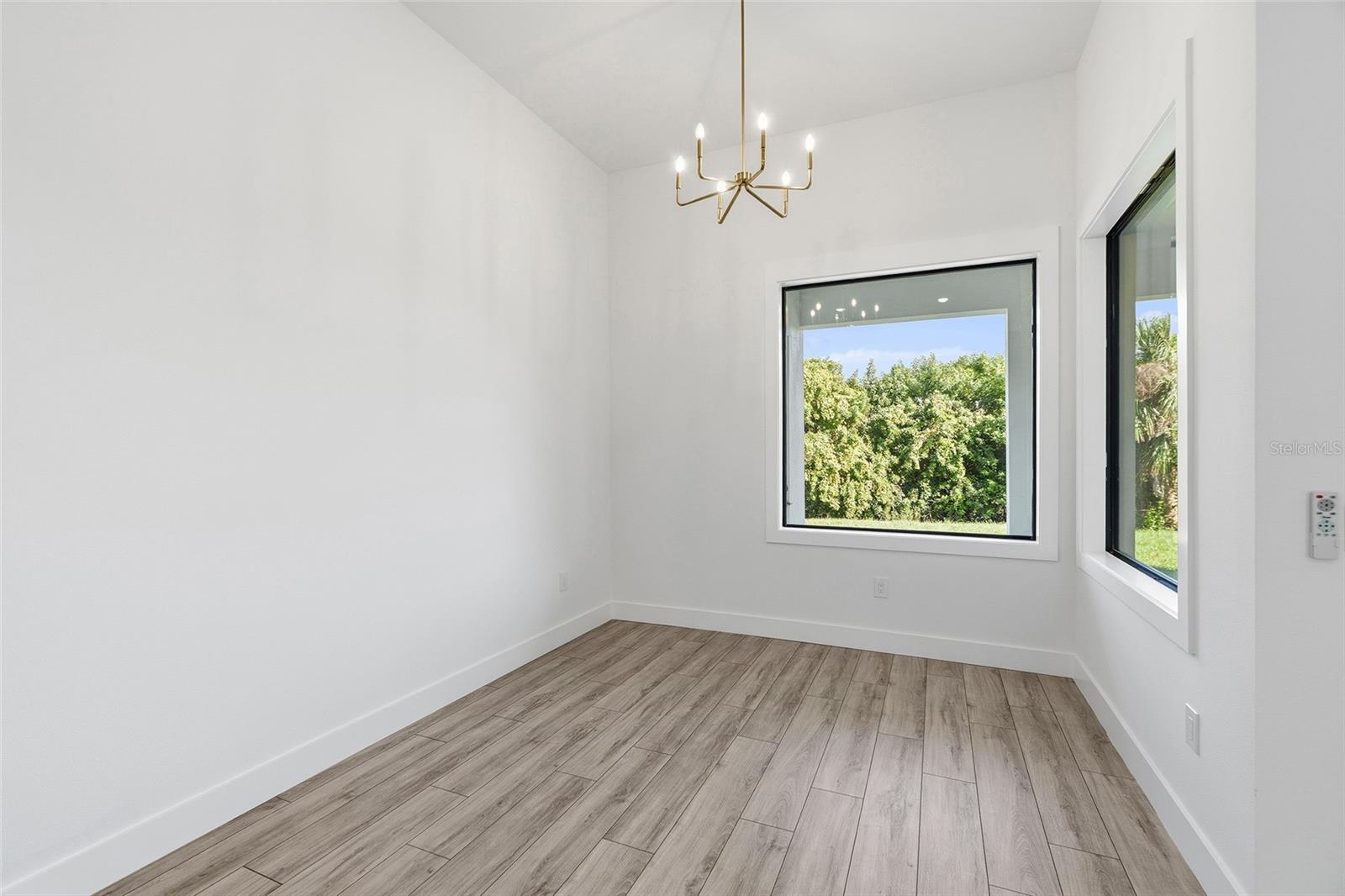 ROTONDA WEST PINE VALLEY - Residential