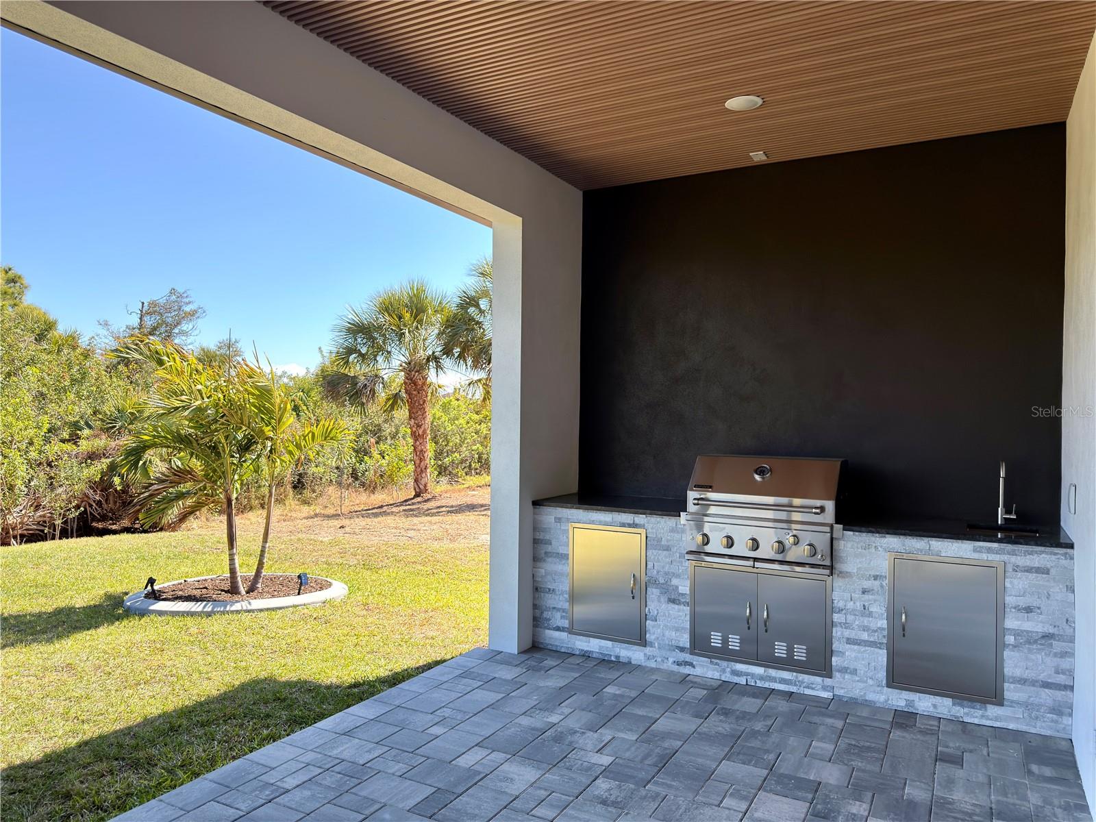 ROTONDA WEST PINE VALLEY - Residential