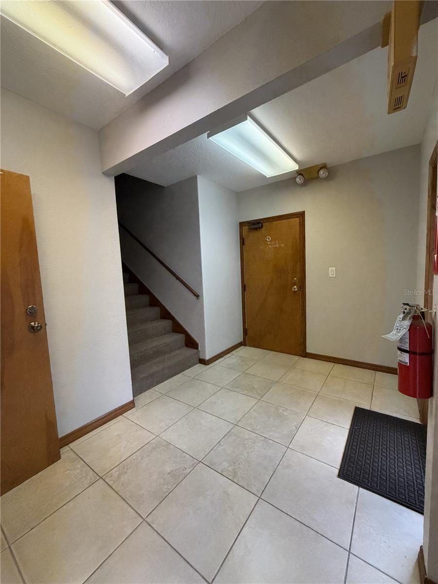 1400 W OAK STREET C1/D2
