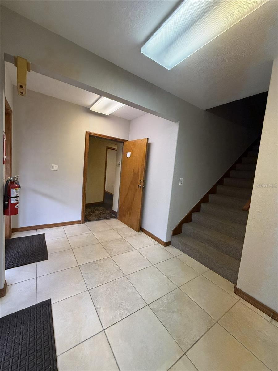1400 W OAK STREET C1/D2