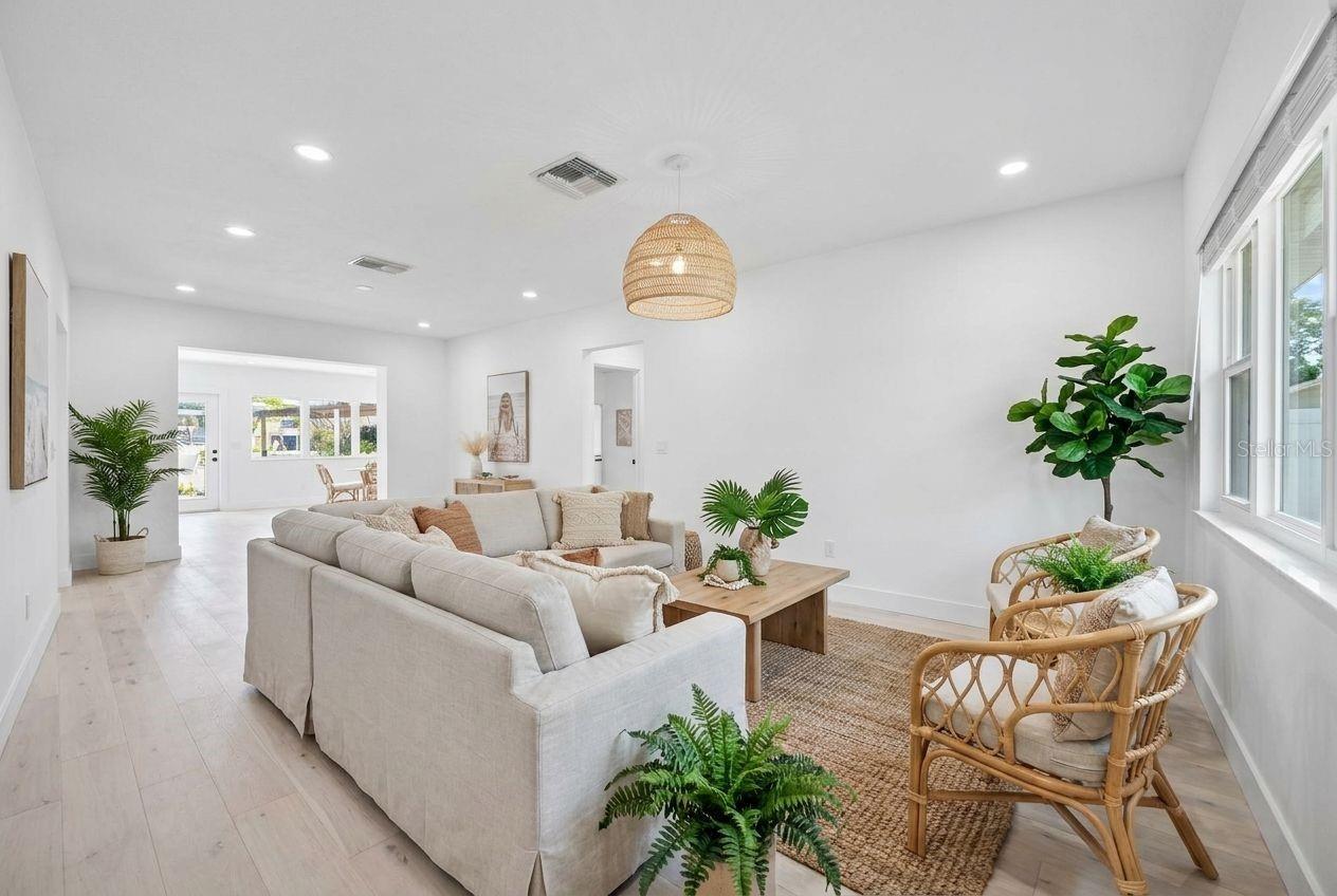 SUN-LIT SHORES - Residential