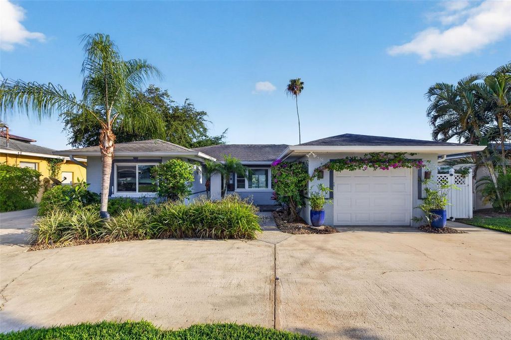 Photo of 316 89th Avenue NE, St Petersburg, FL 33702 (MLS # TB8499173)