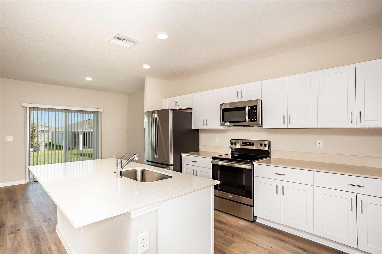 TWO RIVERS - Residential