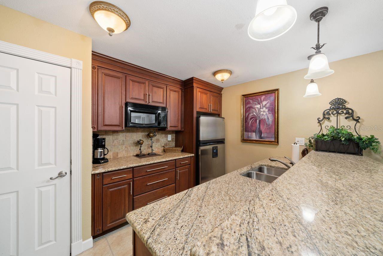 ENCLAVE AT ST PETERSBURG - Residential Lease