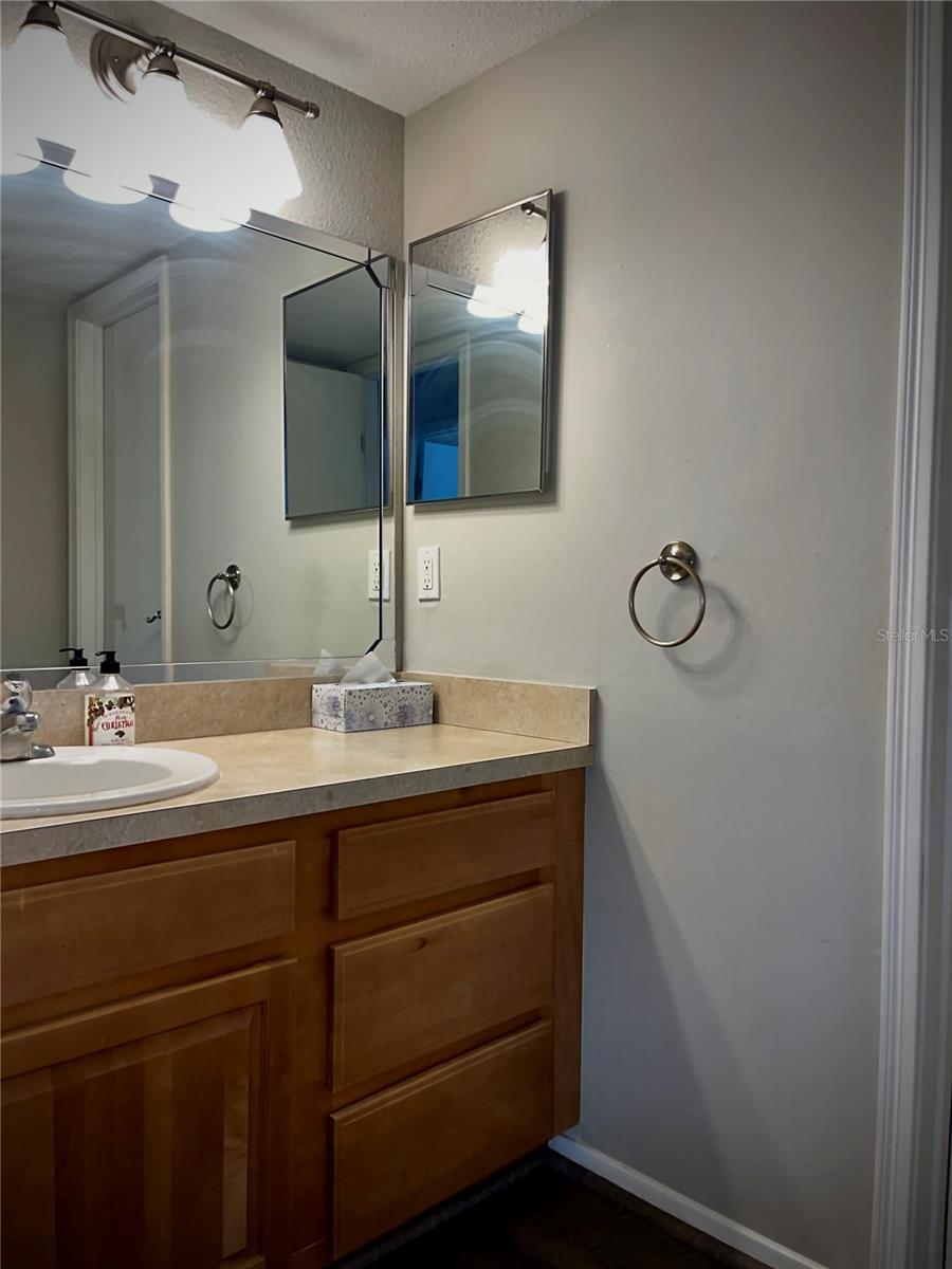 ENCLAVE AT ST PETERSBURG - Residential Lease