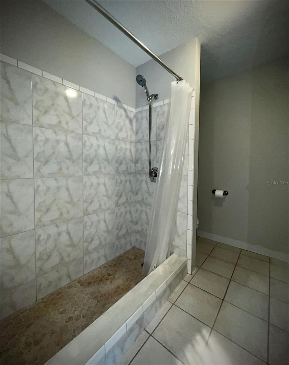 ENCLAVE AT ST PETERSBURG - Residential Lease