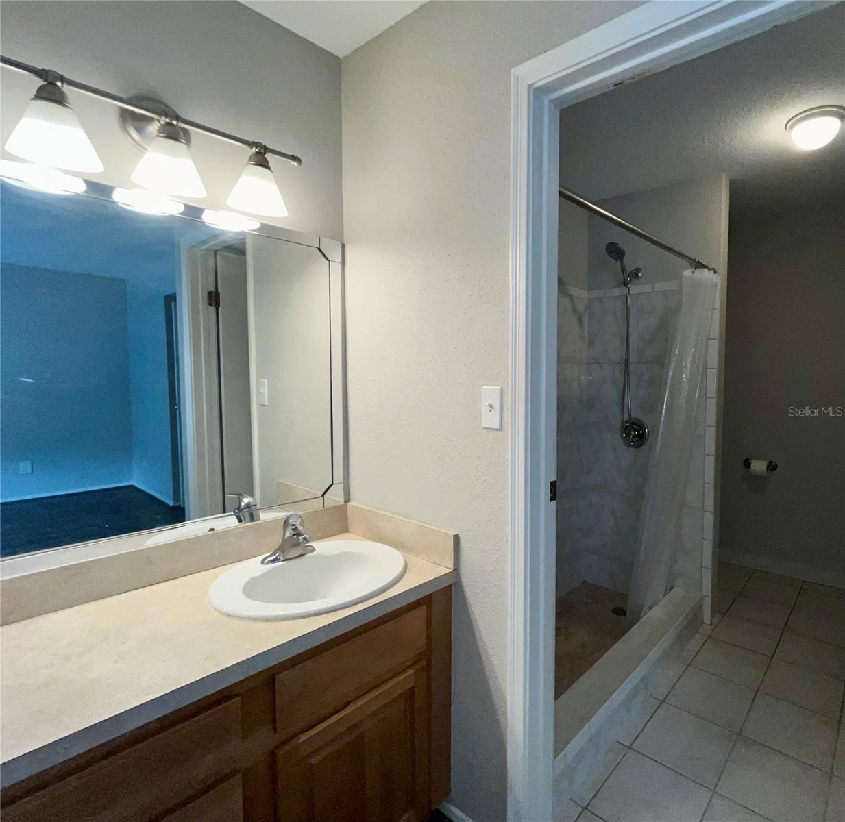 ENCLAVE AT ST PETERSBURG - Residential Lease