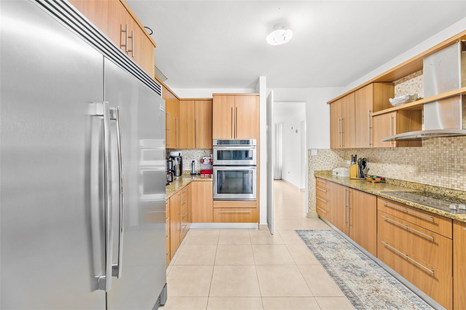 TREASURE POINT - Residential