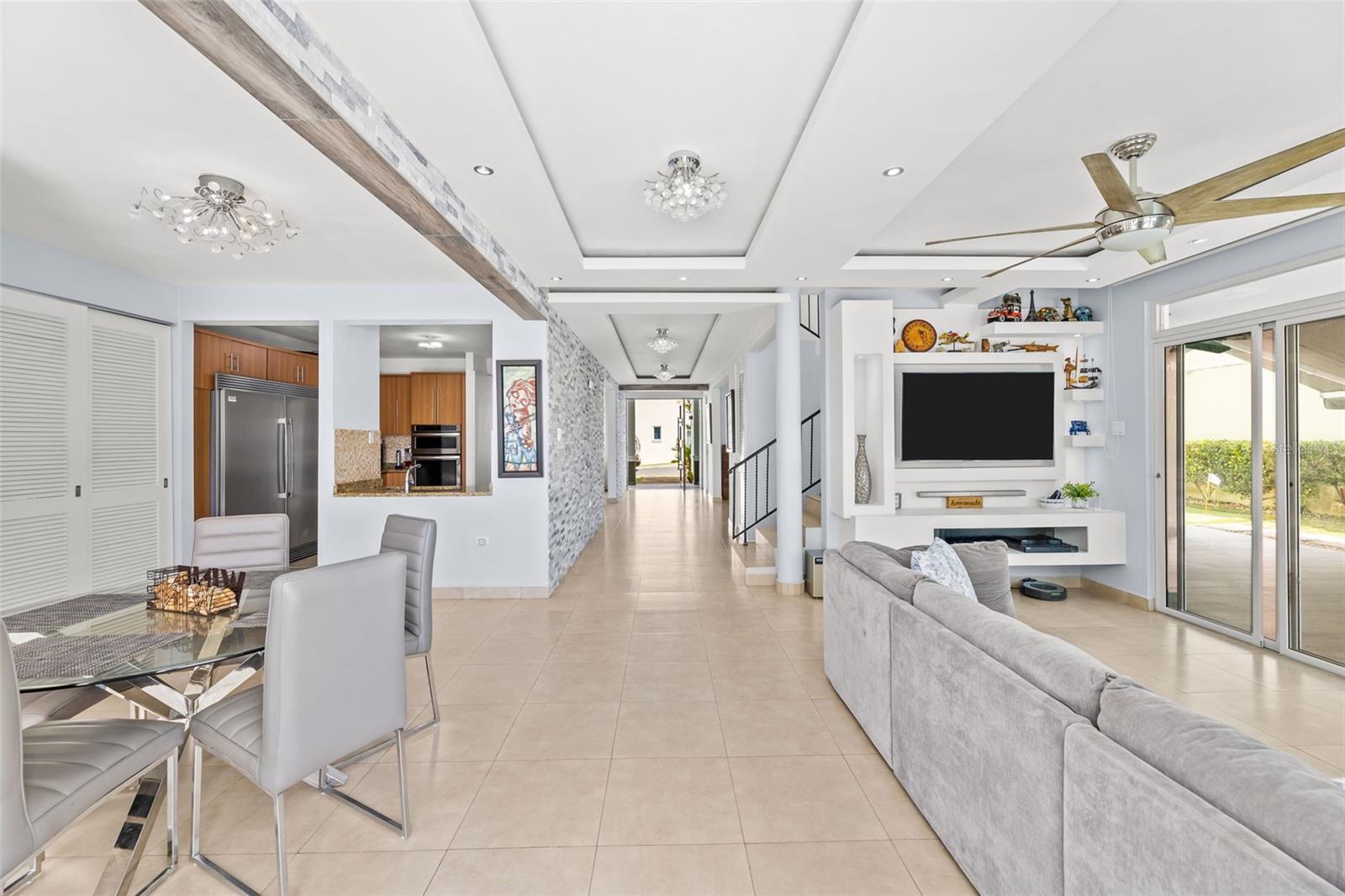 TREASURE POINT - Residential