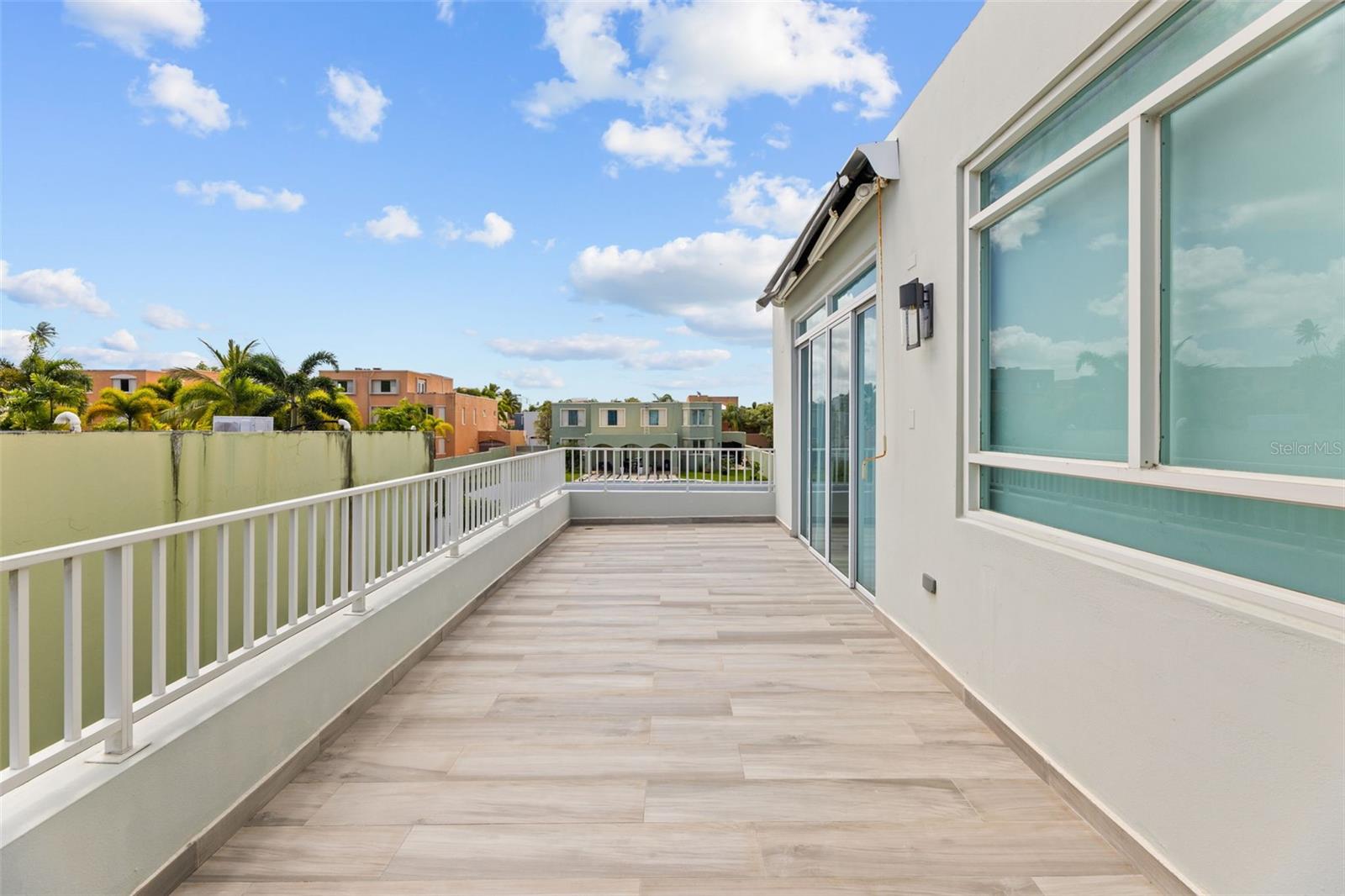 TREASURE POINT - Residential