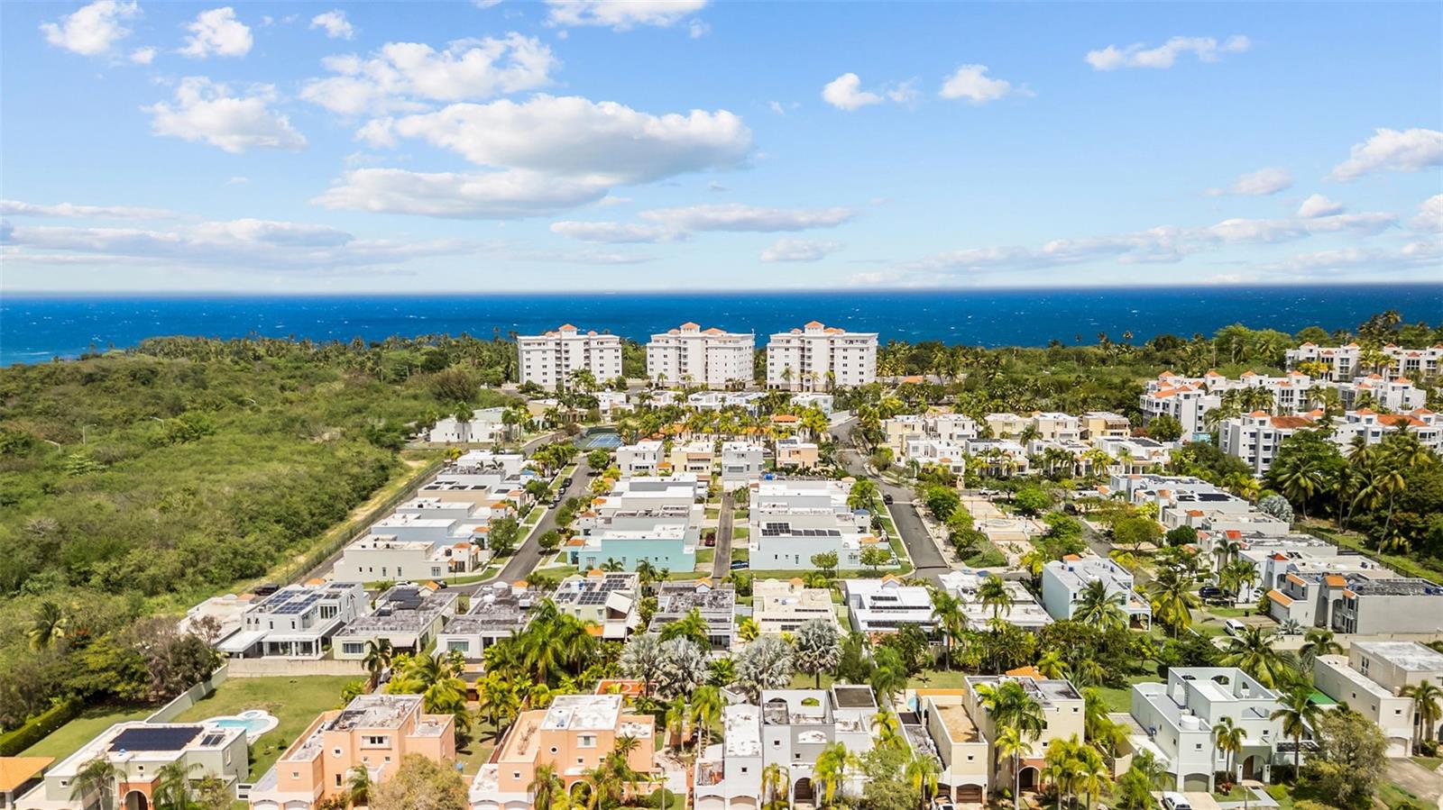 TREASURE POINT - Residential