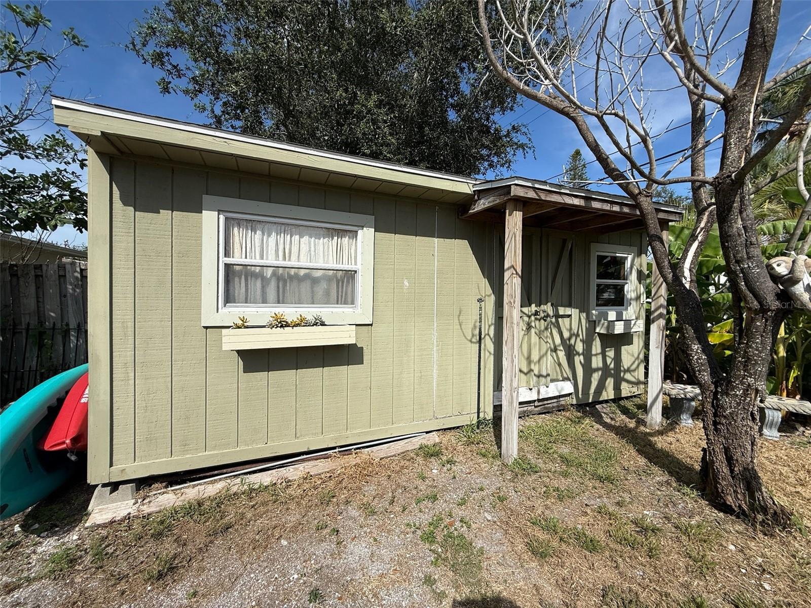 ST PETERSBURG BEACH NORTH UNIT 6 - Residential
