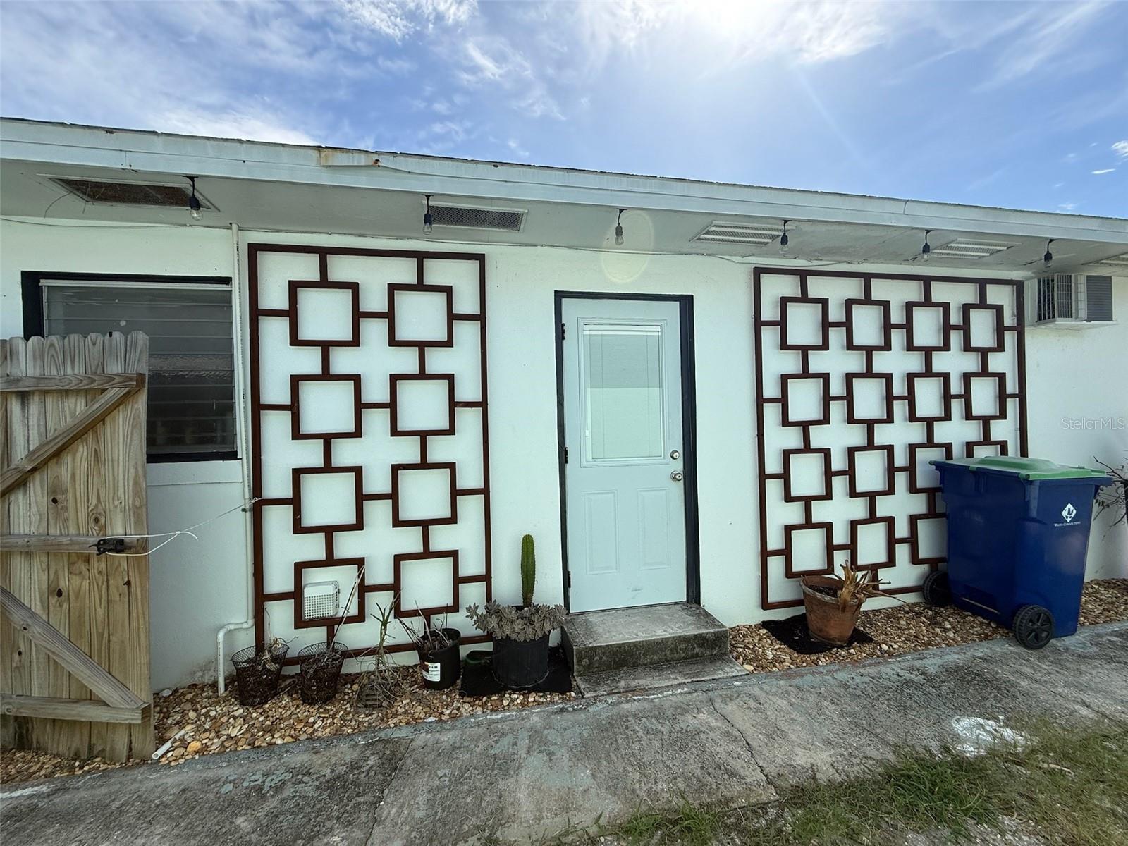 ST PETERSBURG BEACH NORTH UNIT 6 - Residential