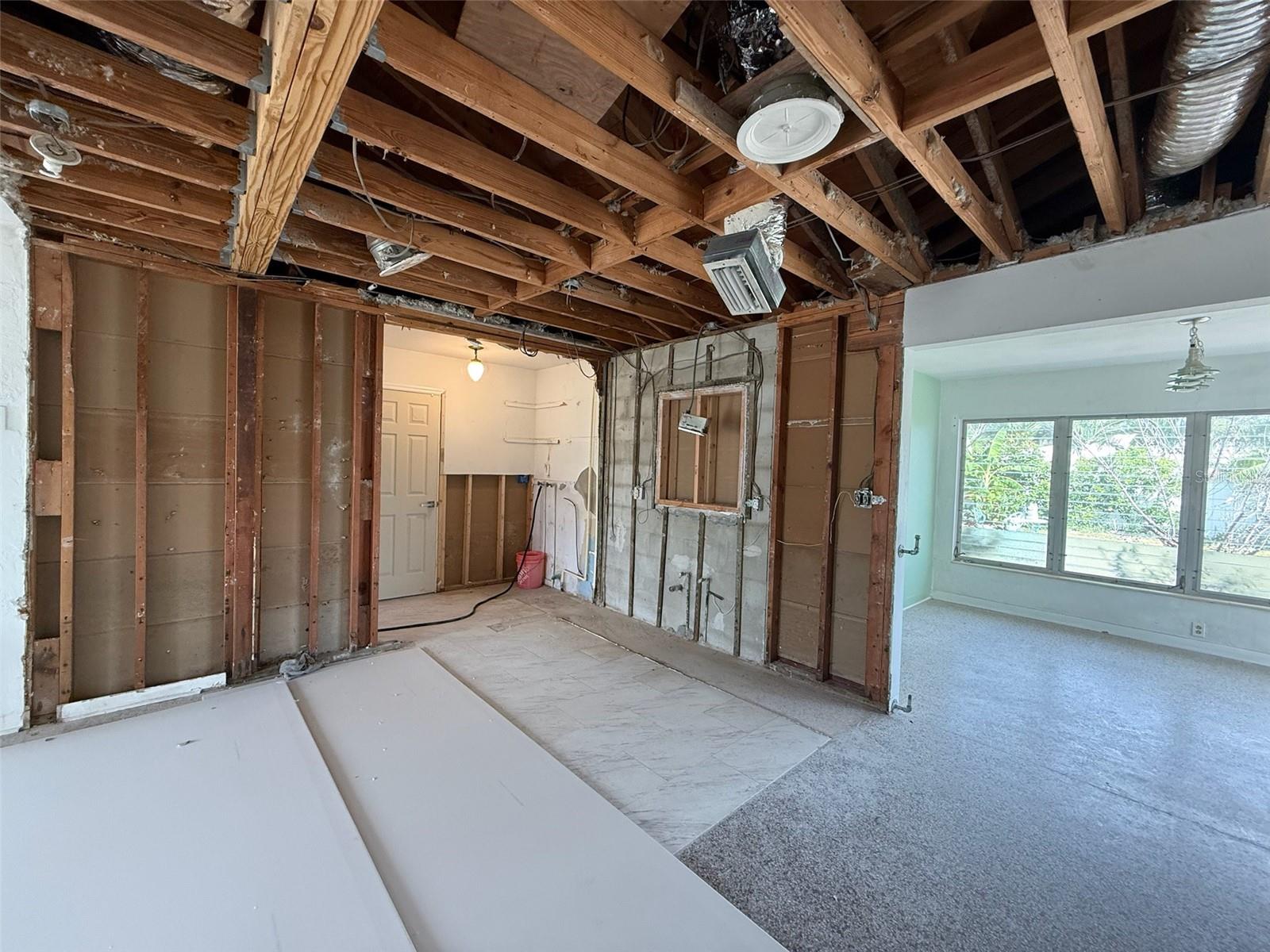ST PETERSBURG BEACH NORTH UNIT 6 - Residential