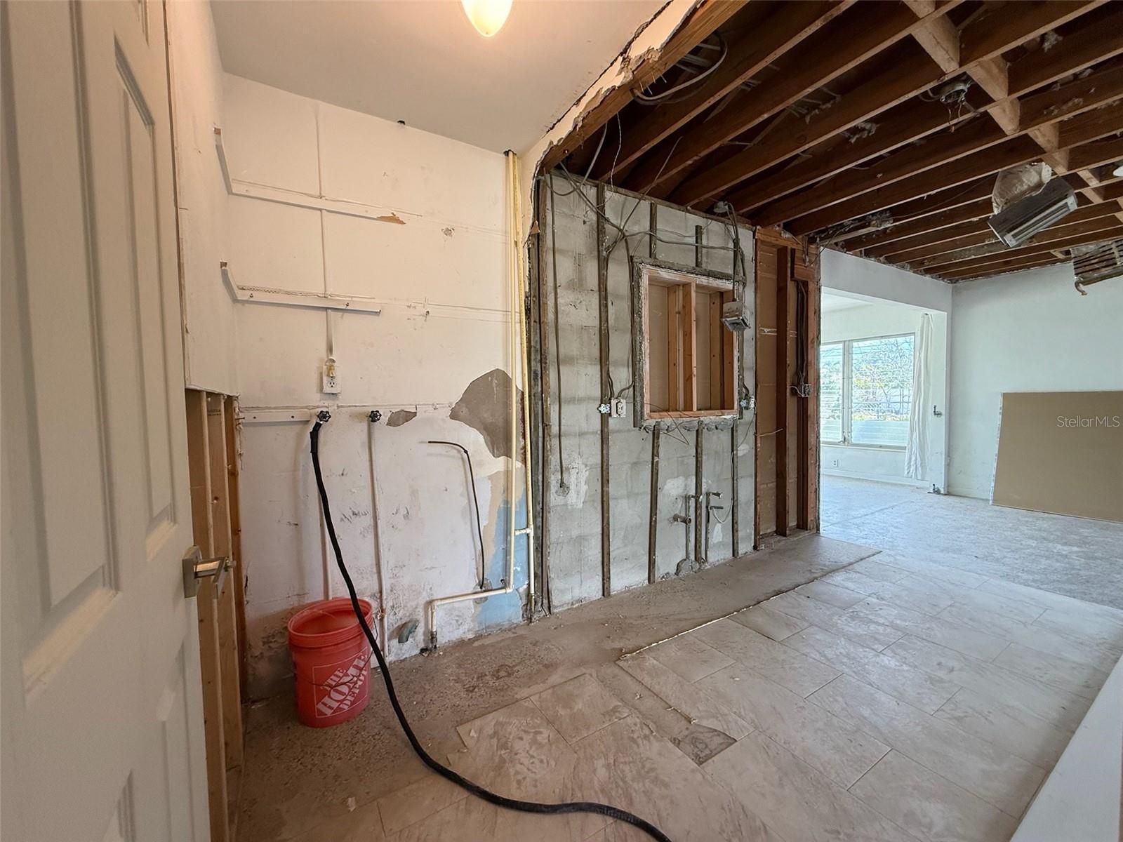 ST PETERSBURG BEACH NORTH UNIT 6 - Residential