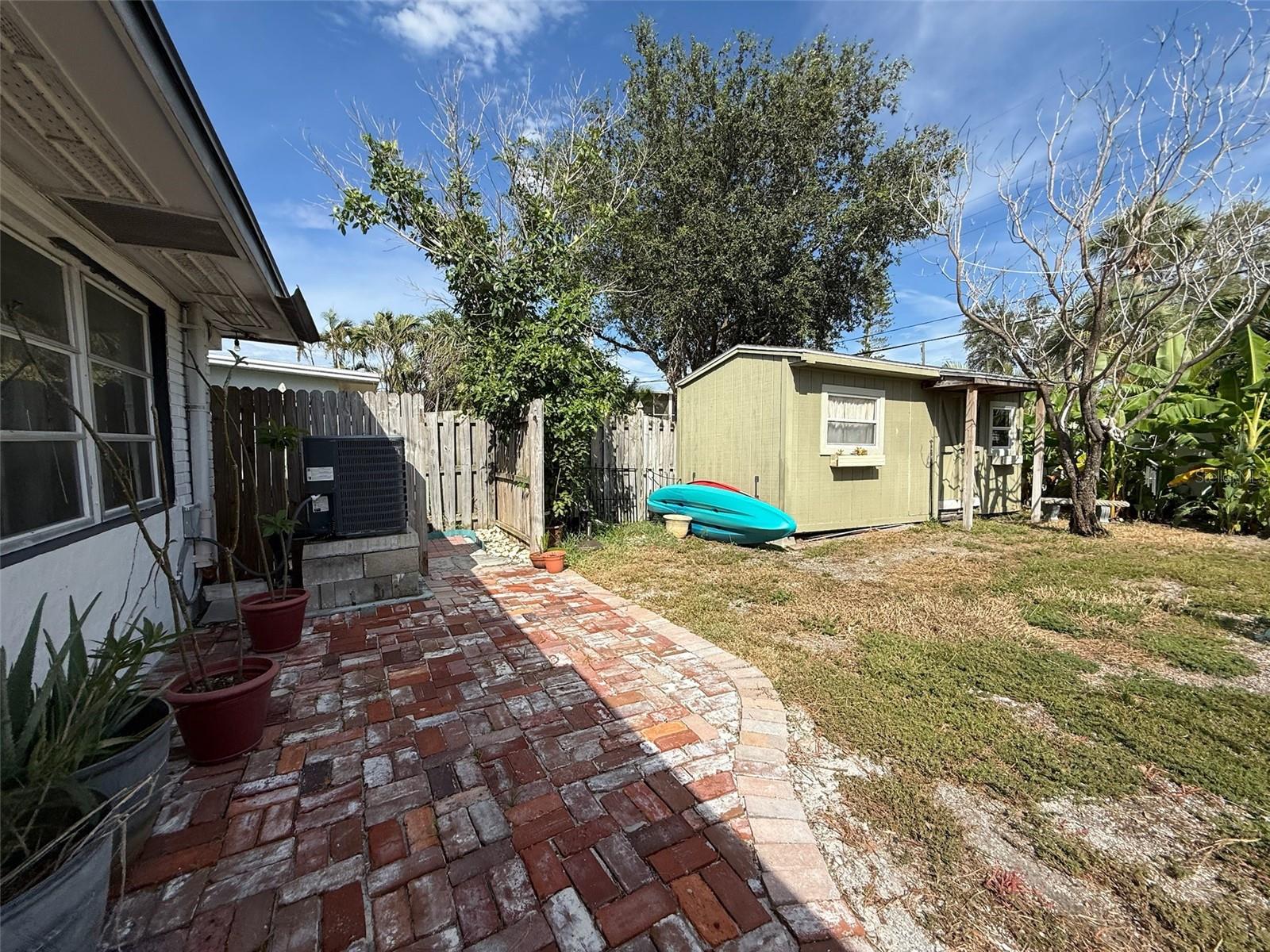 ST PETERSBURG BEACH NORTH UNIT 6 - Residential