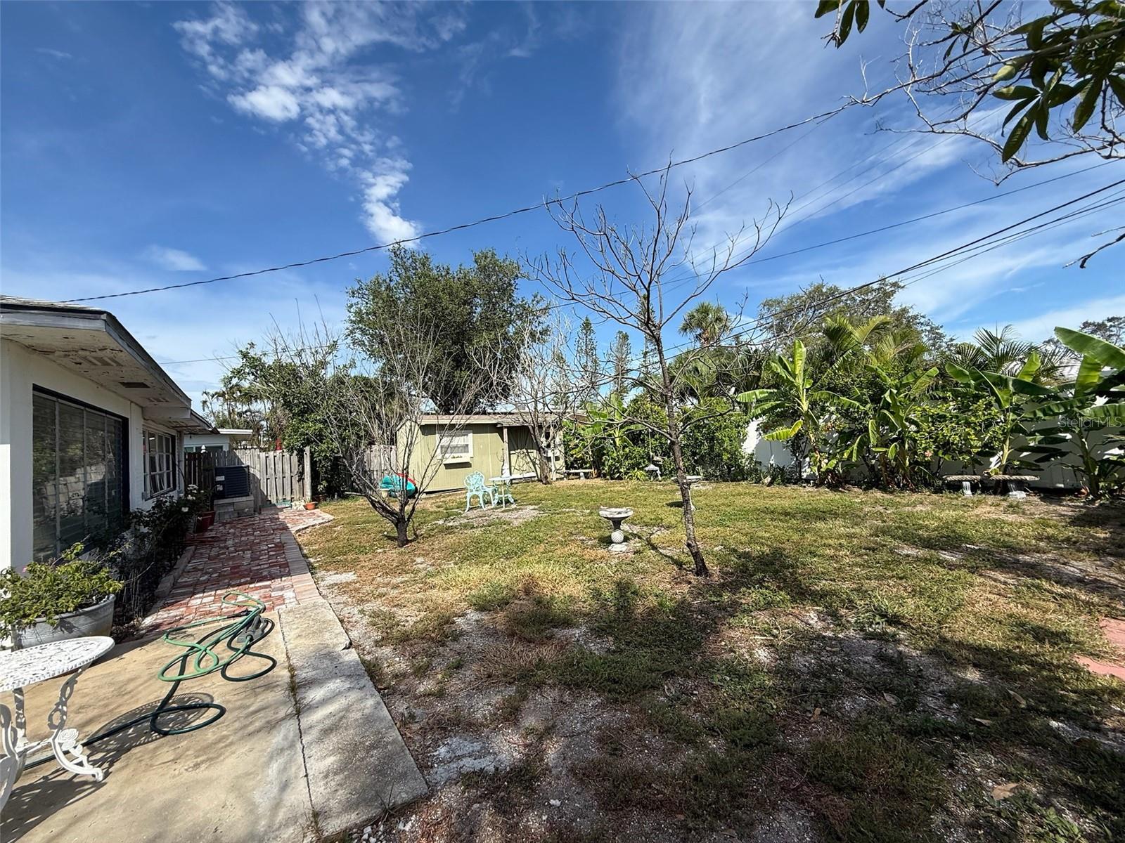 ST PETERSBURG BEACH NORTH UNIT 6 - Residential