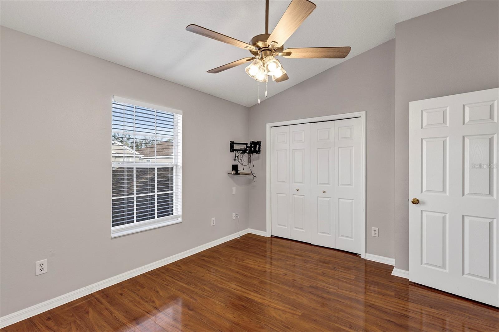 CYPRESS COVE TWNHMS - Residential