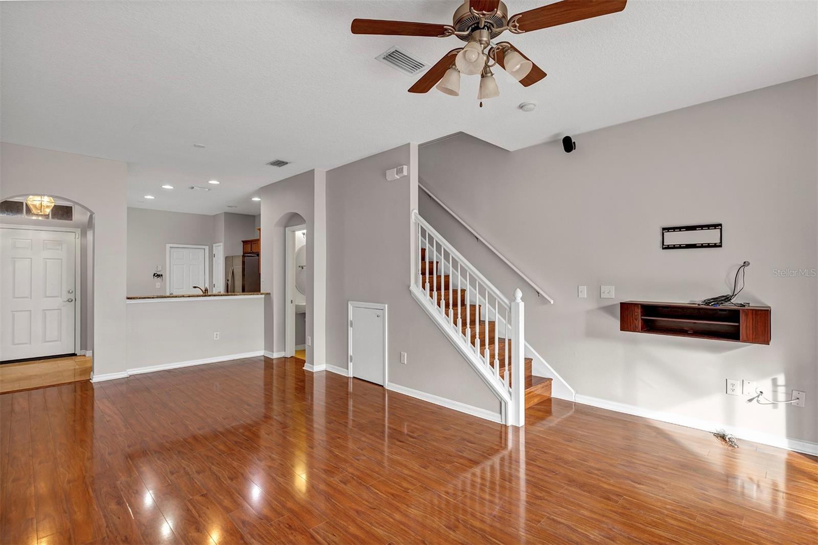 CYPRESS COVE TWNHMS - Residential