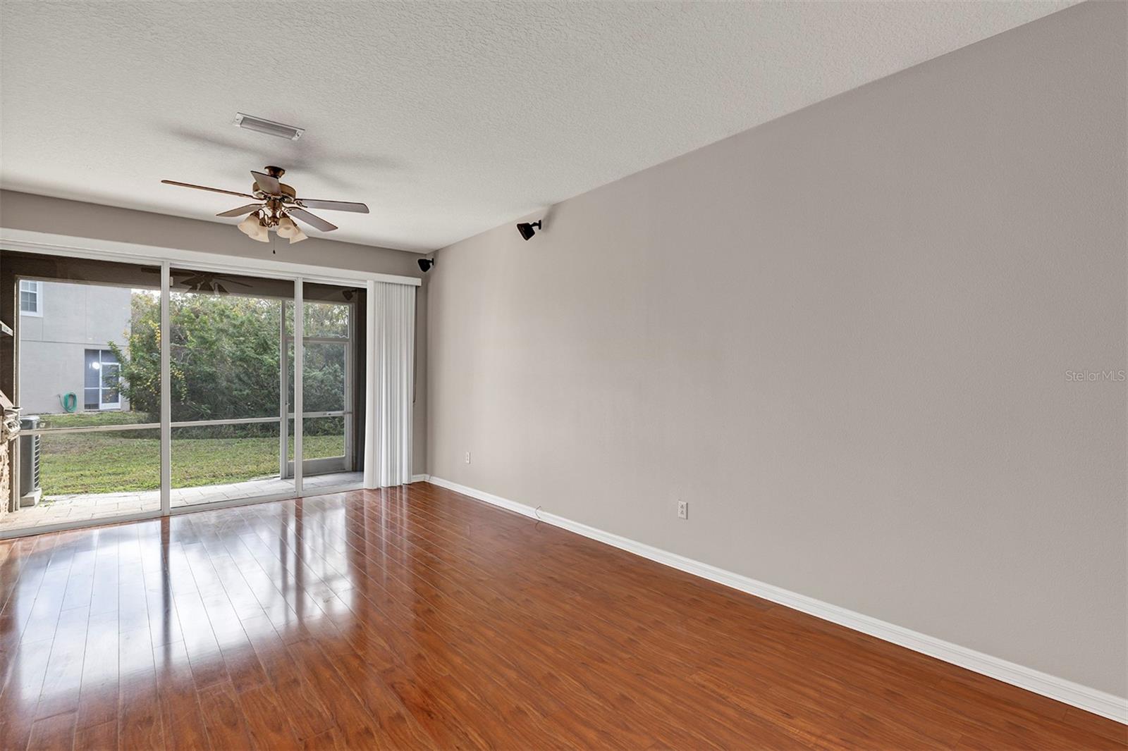 CYPRESS COVE TWNHMS - Residential