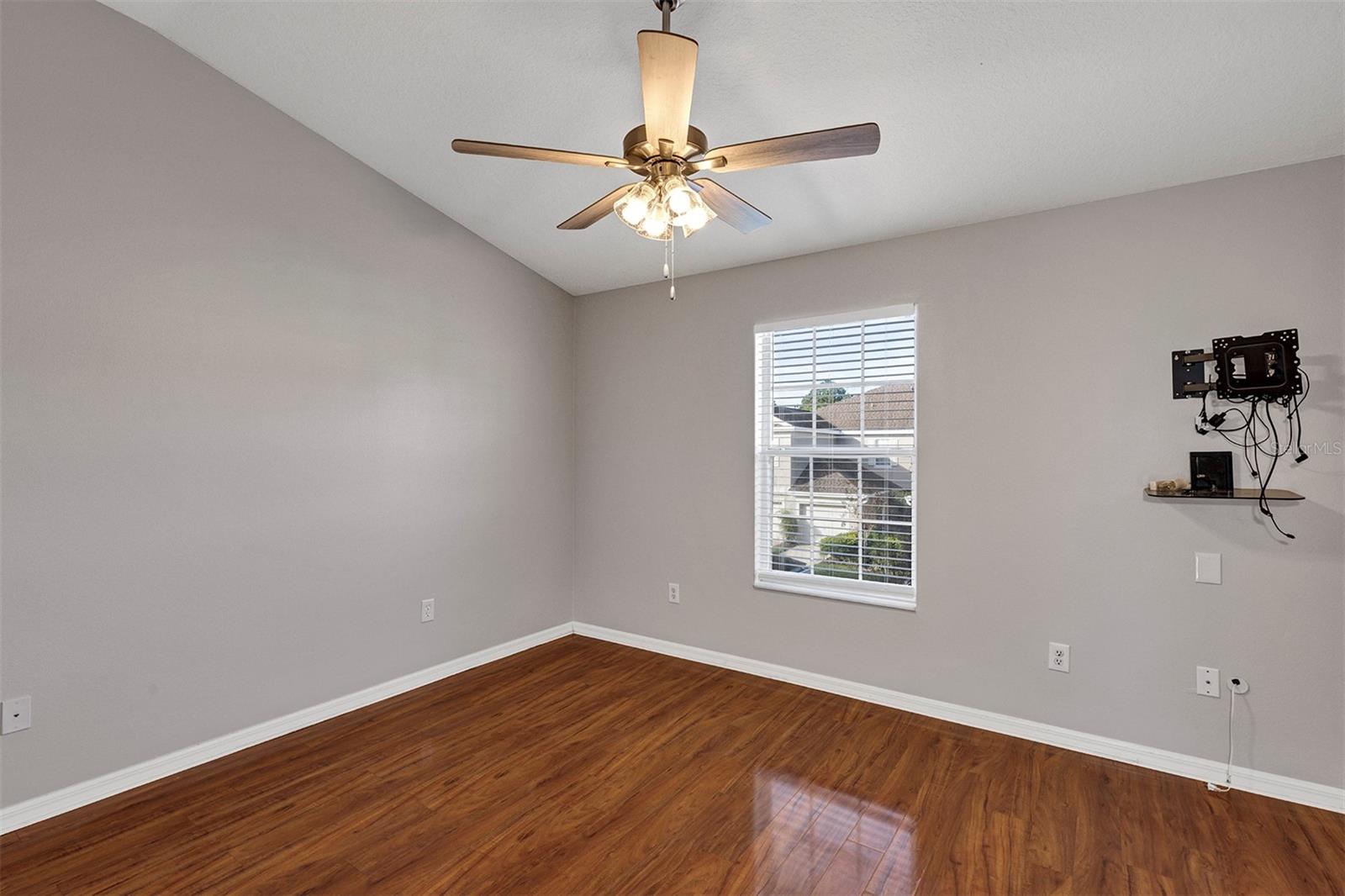 CYPRESS COVE TWNHMS - Residential