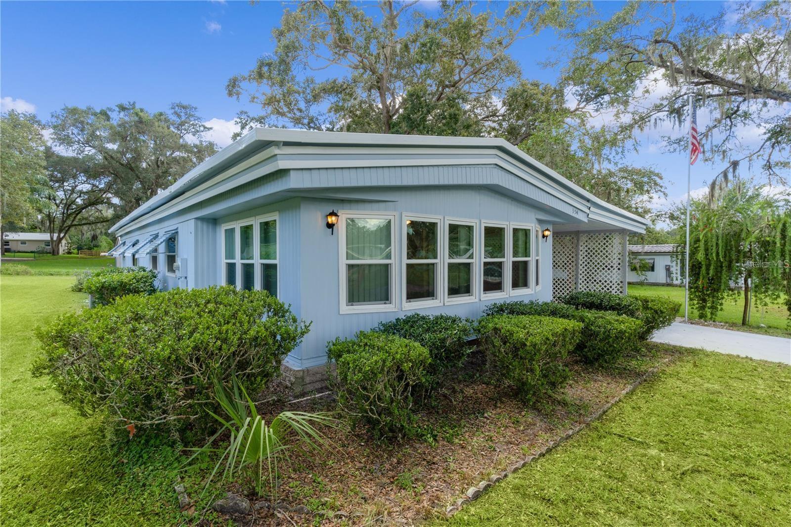 LADY LAKE OAK GROVE MOBILE HOME UNIT 01 - Residential