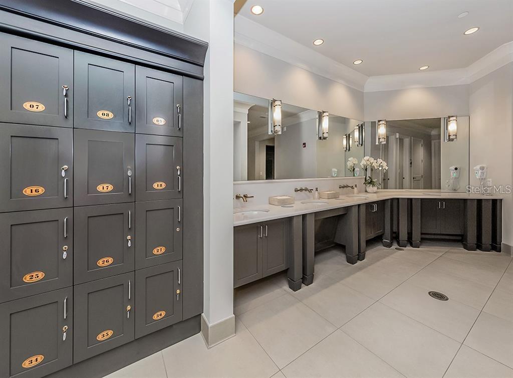 LAKEWOOD NATIONAL - Residential Lease