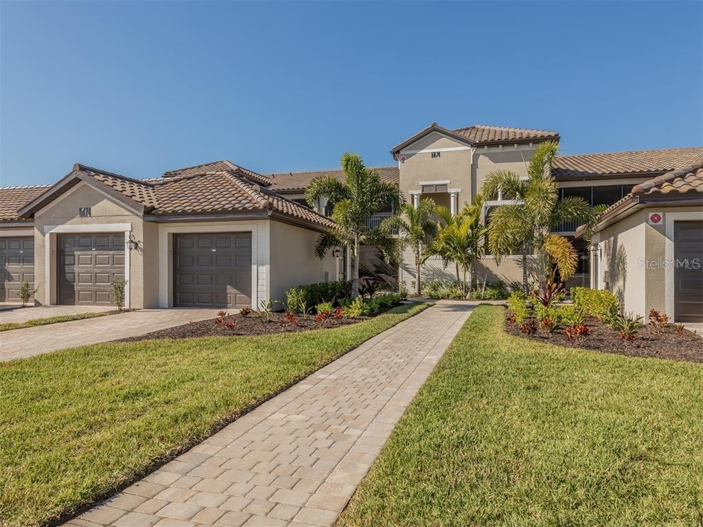 LAKEWOOD NATIONAL - Residential Lease
