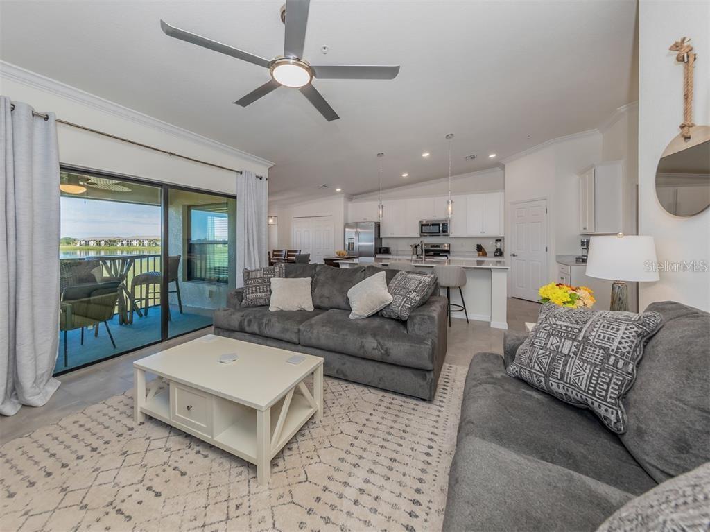 LAKEWOOD NATIONAL - Residential Lease