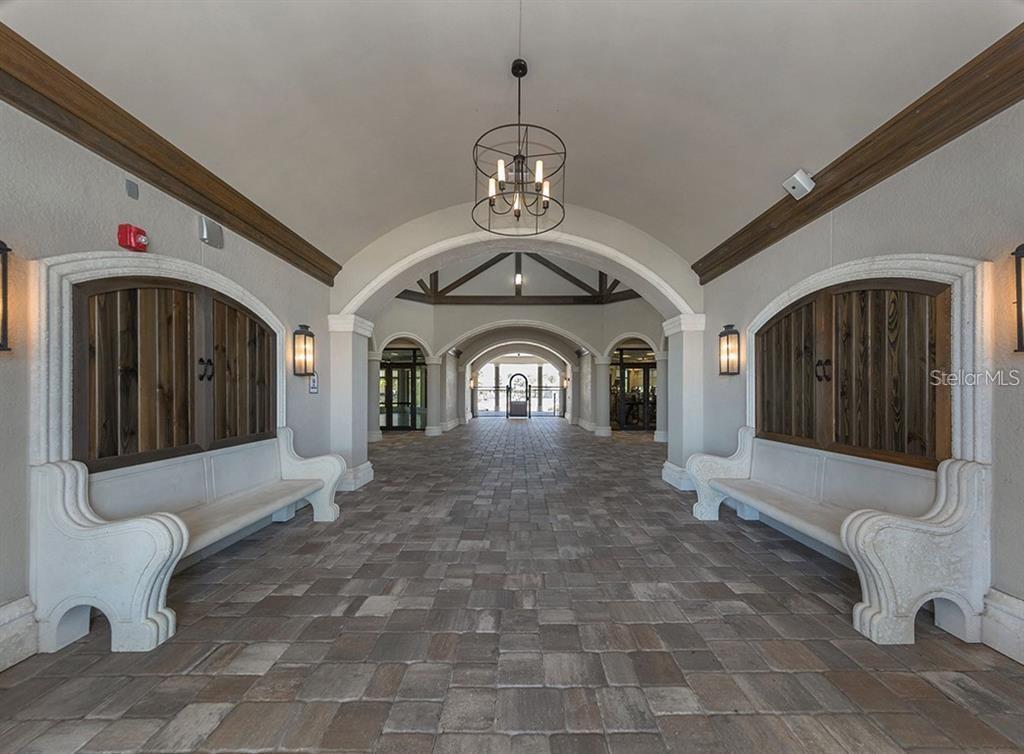 LAKEWOOD NATIONAL - Residential Lease