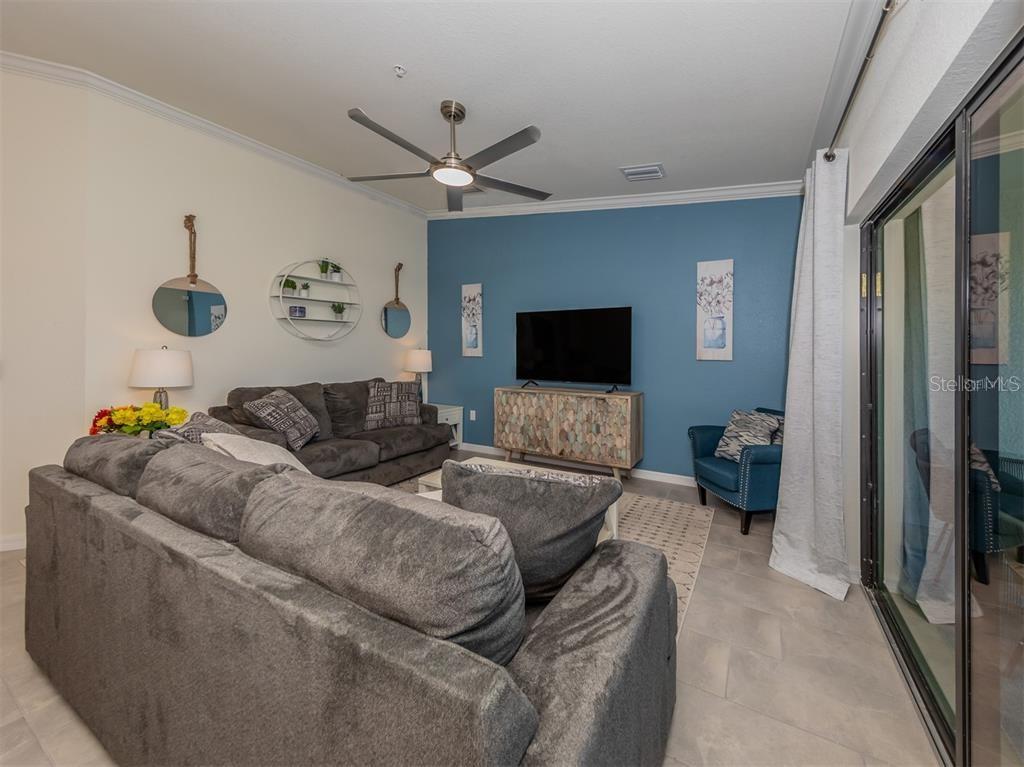 LAKEWOOD NATIONAL - Residential Lease