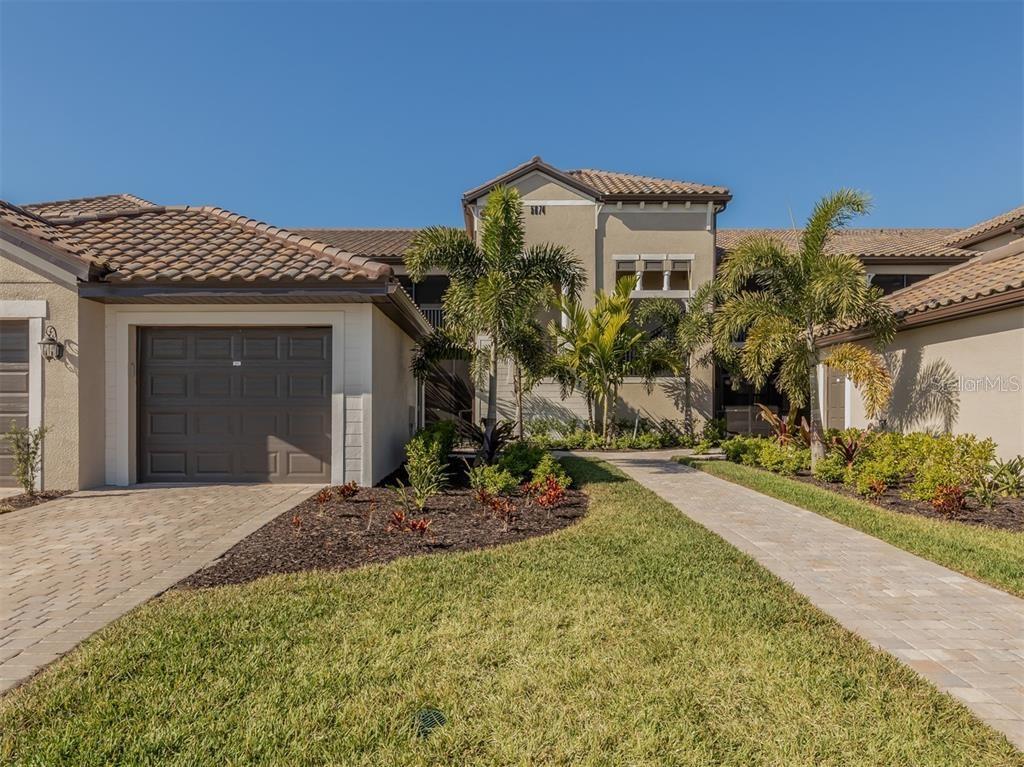 LAKEWOOD NATIONAL - Residential Lease