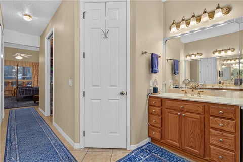 Tiny photo for 5353 Treasure View Way, Leesburg, FL 34748 (MLS # G5118361)