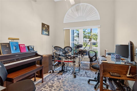 Tiny photo for 5353 Treasure View Way, Leesburg, FL 34748 (MLS # G5118361)