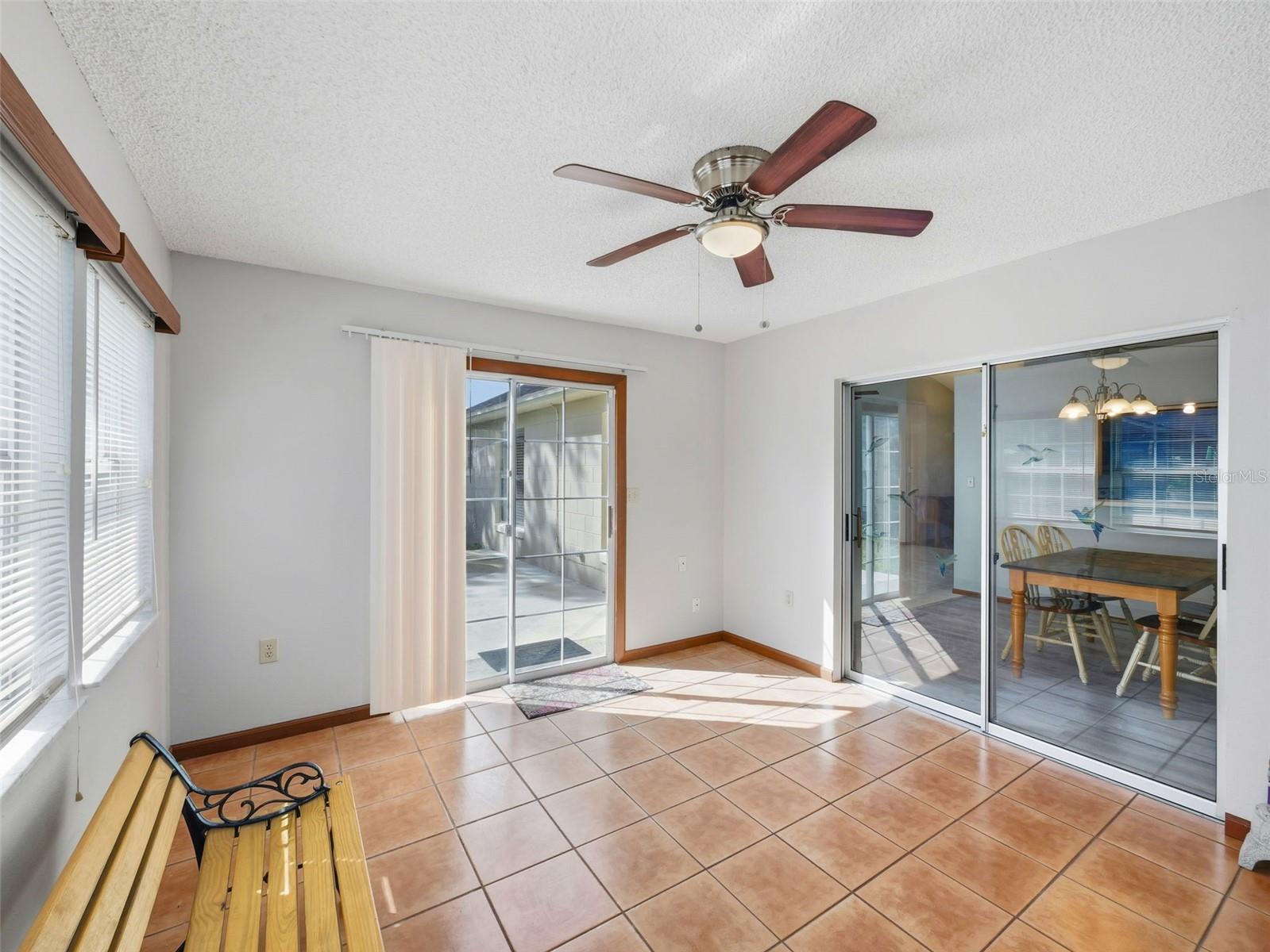 COLLEGE HEIGHTS PH 03 - Residential