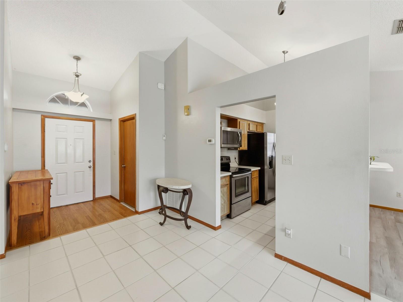 COLLEGE HEIGHTS PH 03 - Residential