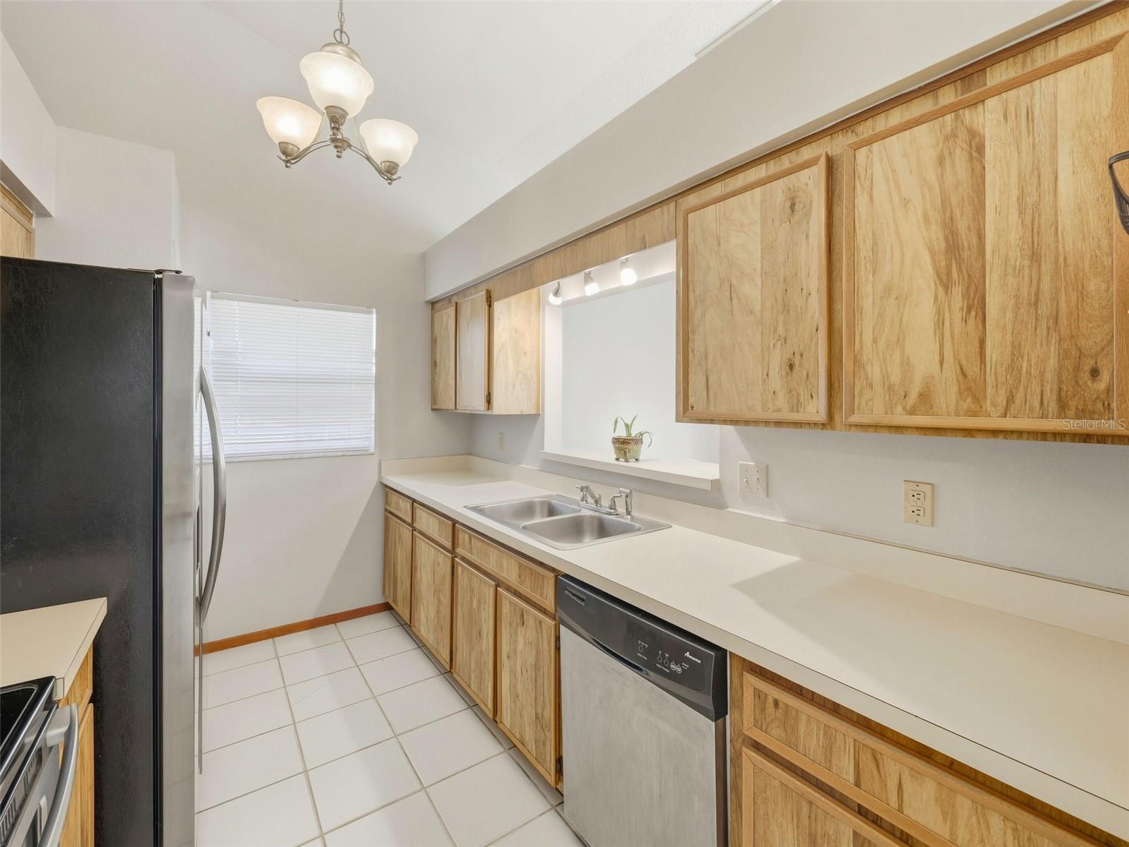 COLLEGE HEIGHTS PH 03 - Residential