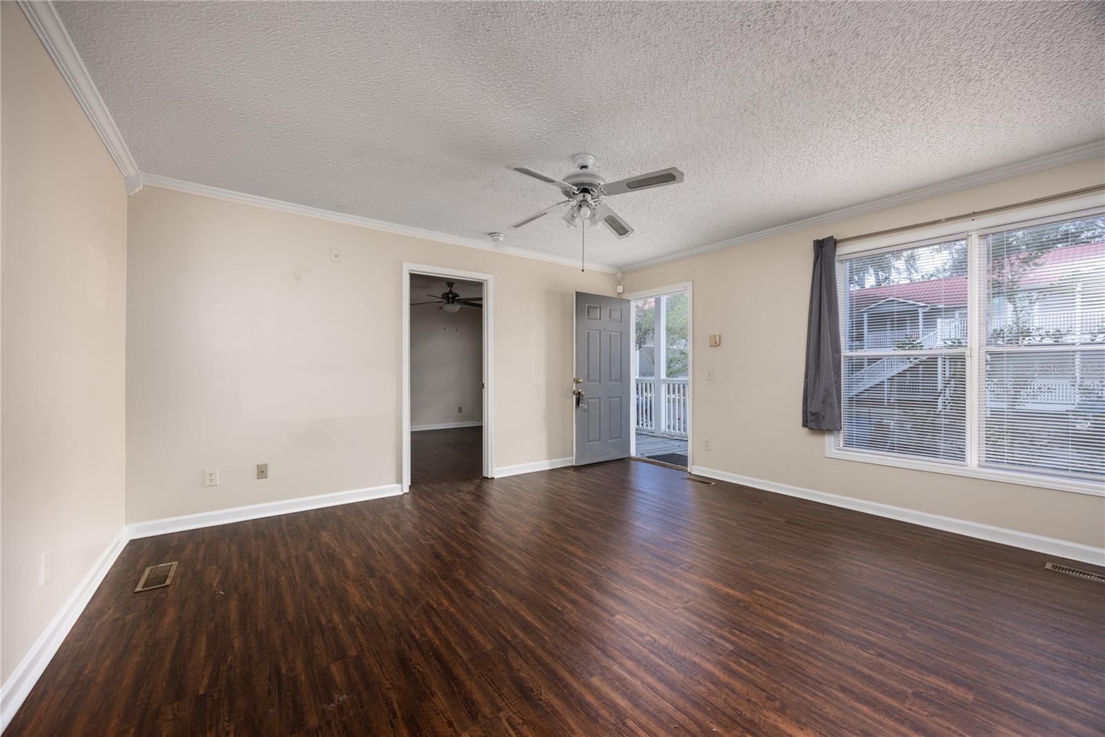 CAPSTONE QUARTERS CONDO - Residential