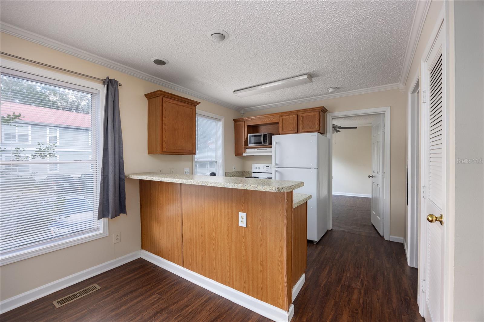 CAPSTONE QUARTERS CONDO - Residential