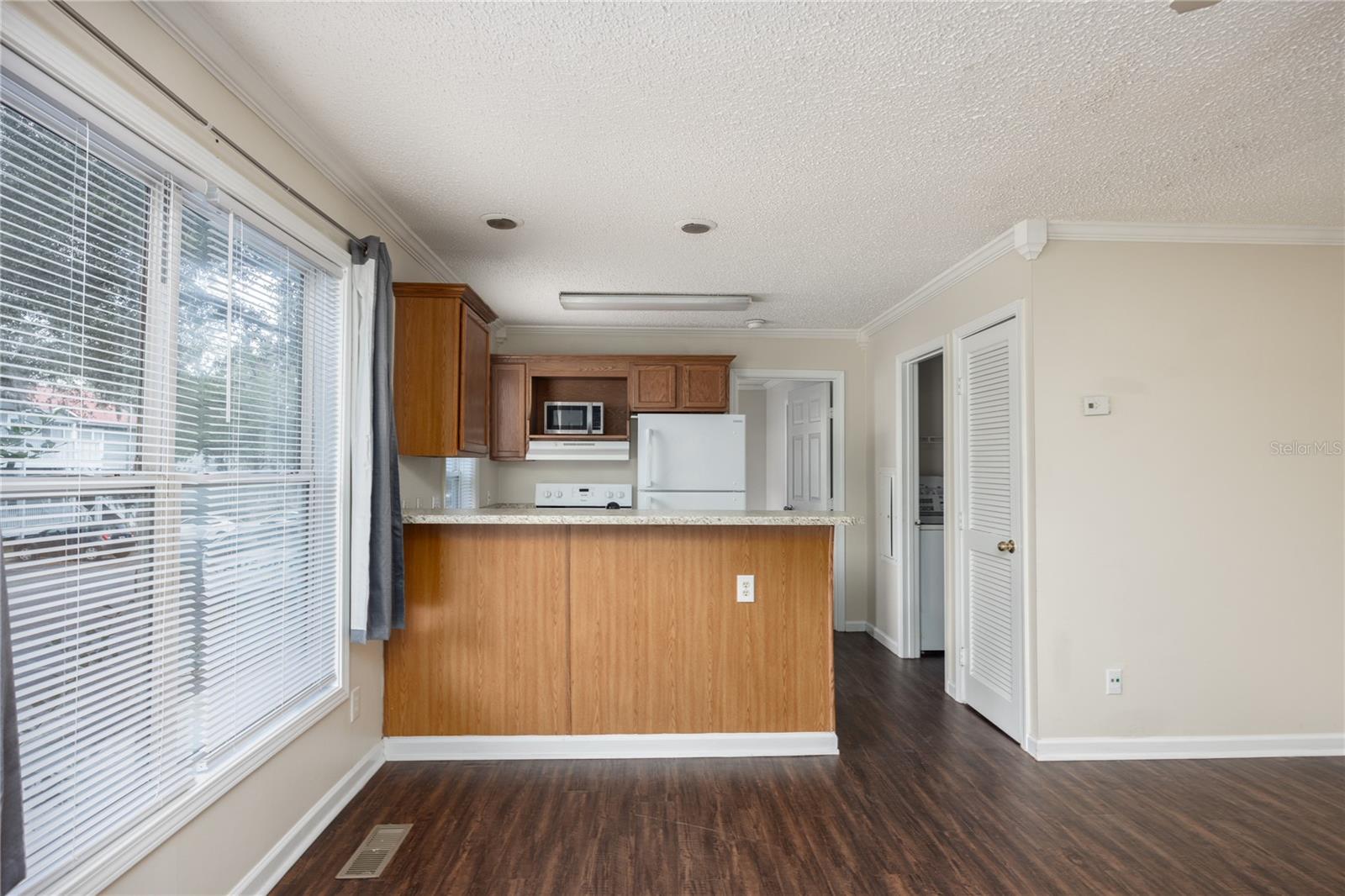 CAPSTONE QUARTERS CONDO - Residential