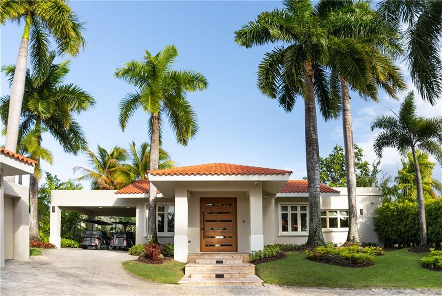 Turn key home, beautiful, modern luxury. This property was completely renovated a year ago. Fully equipped, this stunning luxurious property includes: 60kw Generator; 600 gallon Cistern; Water Purifier, removes impurities, bacteria and viruses making the water pure and rich in essential natural minerals; Solar heater 80gl and electric heater; Irrigation system; WIFI security cameras; WIFI Lights; WIFI alarm system; 5 new TV's 42'' - 75''; Motorized window blinds (Hunter Douglas); Furniture from Pottery Barn and Mitchell Gold; Hydromassage bathtub (Master bedroom); Pool table; Terrace; Private backyard; Pool and jacuzzi with heater; All Kitchen appliances (Monogram) refrigerator, cooktop, oven, dishwasher, microwave and retractable kitchen range; Storm panels; Pool protection fence.

The Dorado Beach East community is private, gated, family friendly and offers a wide range of facilities that you can enjoy at no additional cost. The facilities include scenic pools, clay tennis courts, basketball and beach volleyball courts, a basic gym, a game room, a 3-par golf course that winds through the neighborhood, and an aviation themed park which has a custom water park and sand park.