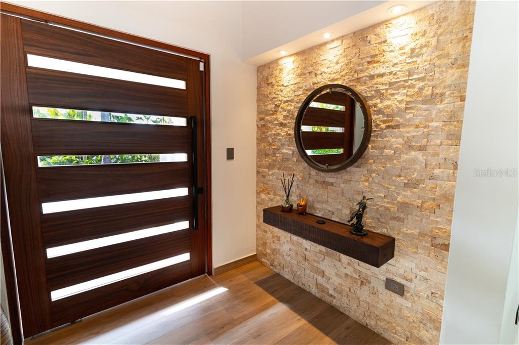 DORADO BEACH EAST - Residential