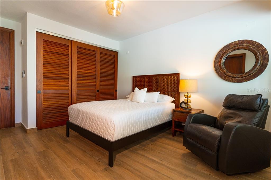 DORADO BEACH EAST - Residential