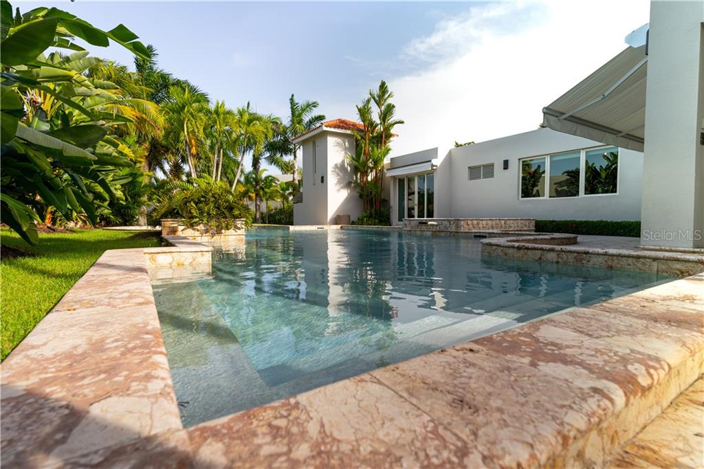 DORADO BEACH EAST - Residential