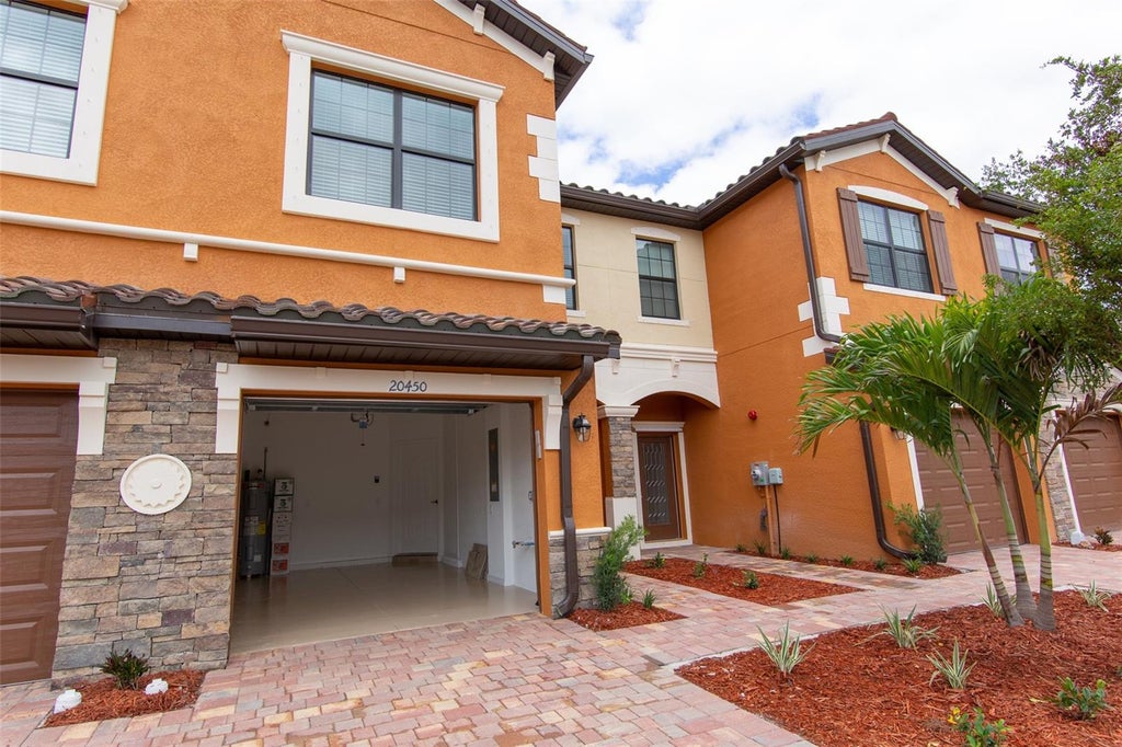 Photo of 20450 Lagente Circle, Venice, FL 34293 (MLS # A4703249)